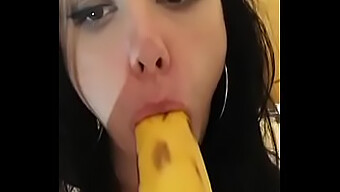 Young And Horny Homemade Video Of A Teen Girl Pleasuring Herself With A Banana