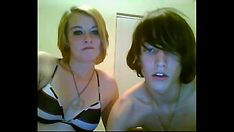 Chubby emo teen receives oral pleasure from his hot girlfriend on webcam