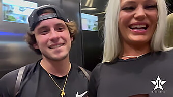 Chris Rail Og Kaden Kole Spiller I Het Milf-Rollespill Med Busty Blondine