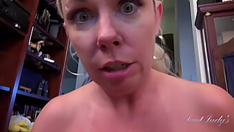 Liz, The Mature And Hairy Stepmom, Gives You A Thrilling Virtual Blowjob Experience