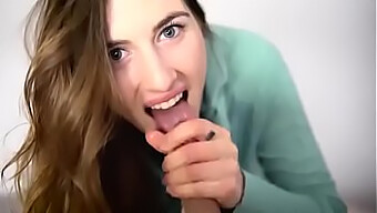 De Beste Momenten Van Piper Blush In Een Compilatie Van Cumshots