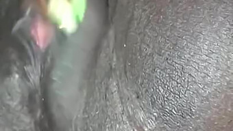 Black Ebony Masturbator Pleasures Herself With Juice